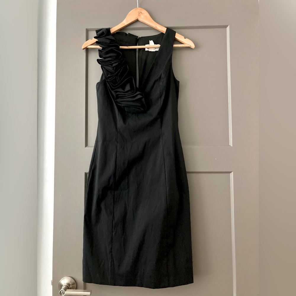 Betsy & Adam Black fitted dress Size 4